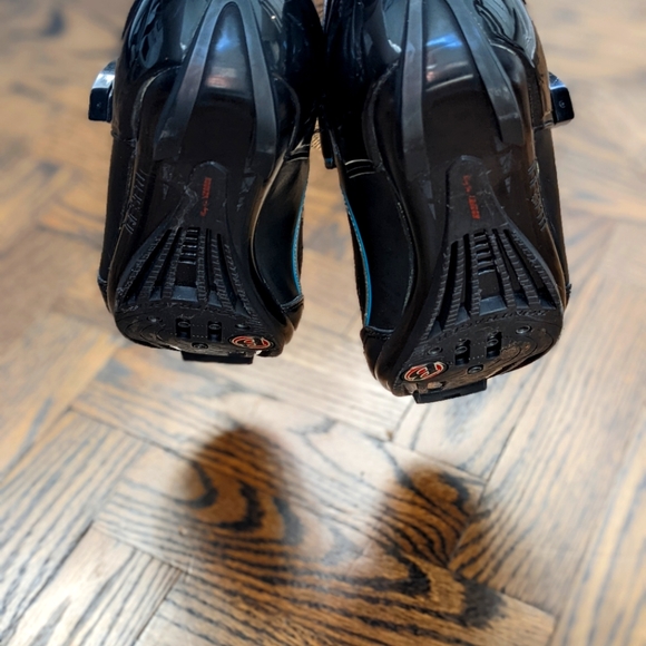 Bontrager cycling shoes - Picture 7 of 8